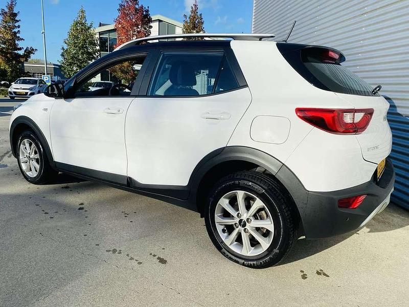 Occasion Kia Stonic 101 PK (74 kW) 2023 Wit SUV