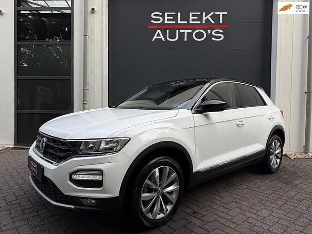 Wit Gebruikt 2019 VW T-Roc Style SUV | € 21.950 (Goede deal) - Afbeelding 1/4