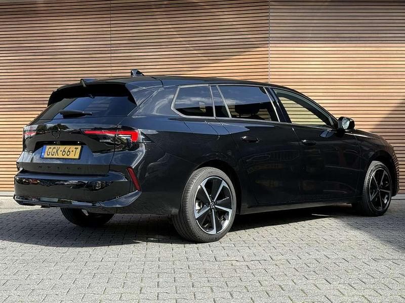 Occasion Opel Astra 136 PK (100 kW) 2024 Zwart, metallic lak Stationwagen