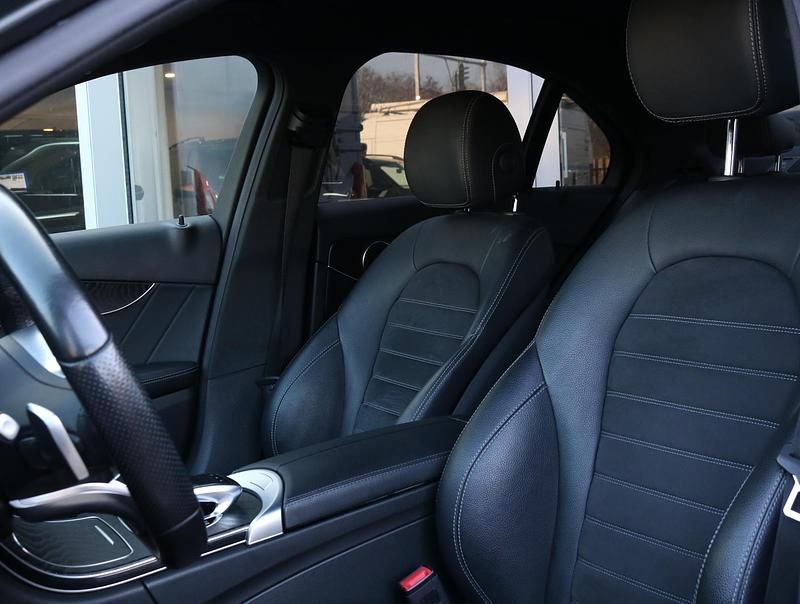 Occasion Mercedes C180 AMG line 157 PK (115 kW) 2019 Grijs Sedan