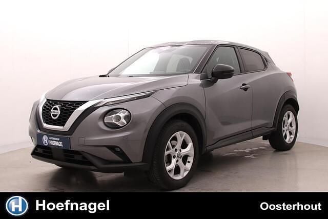 Grijs (metallic) Gebruikt 2021 Nissan Juke N-Connecta SUV | € 18.900 (Goede deal) - Afbeelding 1/4