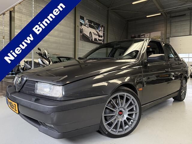 Grijs Gebruikt 1992 Alfa Romeo 155 Sedan | € 15.950 - Afbeelding 1/4