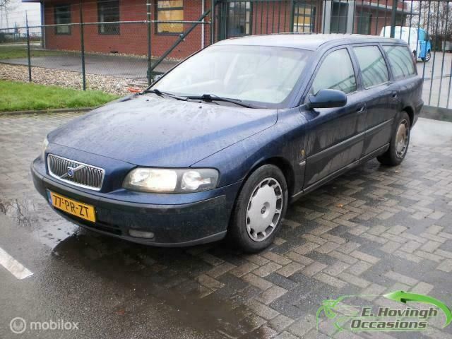 Blauw Gebruikt 2003 Volvo V70 Stationwagen | € 1.750 (Super prijs) - Afbeelding 1/4