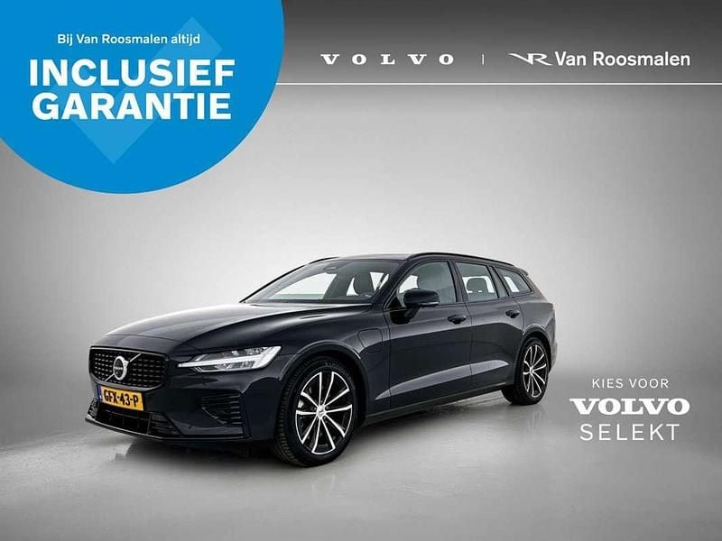 Zwart Gebruikt 2024 Volvo V60 Plus Stationwagen | € 49.950 (Iets duurder) - Afbeelding 1/3