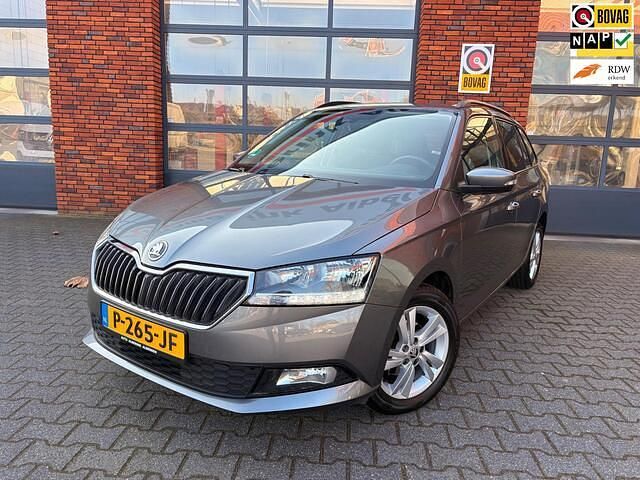 Occasion Skoda Fabia Ambition 95 PK (69 kW) 2022 Grijs (metallic) Hatchback