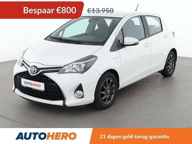 Wit Gebruikt 2016 Toyota Yaris Hybrid Edition-S Hatchback | € 13.349 (Super prijs) - Afbeelding 1/3