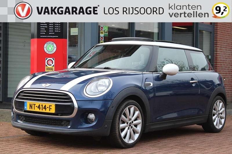 Occasion Mini Cooper Business 136 PK (100 kW) 2017 Blauw (metallic) Hatchback