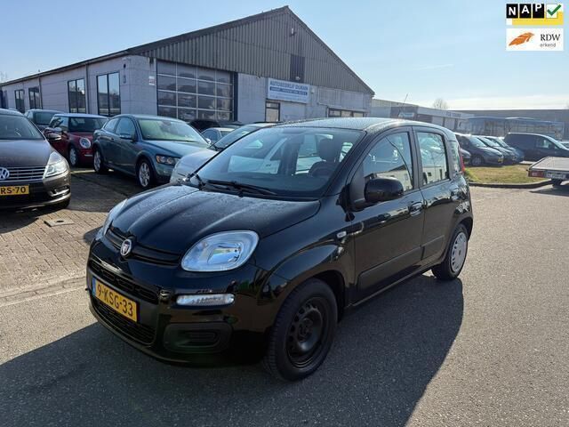 Zwart Gebruikt 2013 Fiat Panda Hatchback | € 4.750 (Iets duurder) - Afbeelding 1/4