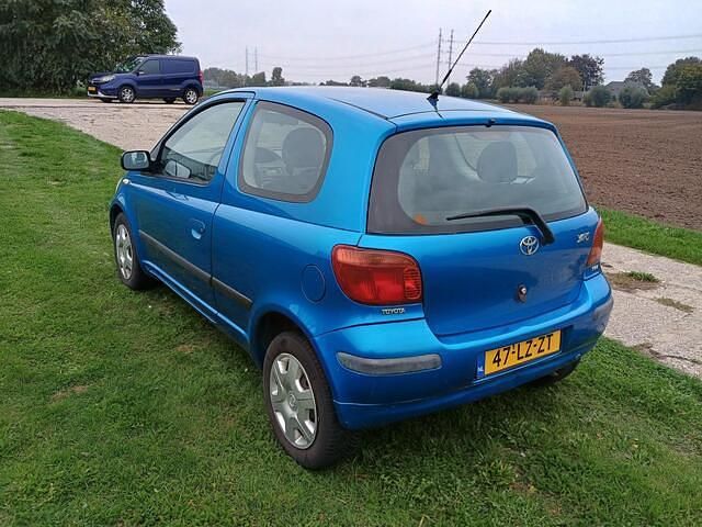 Occasion Toyota Yaris Luna 87 PK (63 kW) 2003 Blauw Hatchback