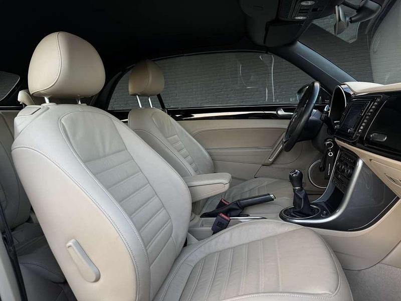 Occasion VW Beetle Cabriolet Exclusive 105 PK (77 kW) 2017 Zwart Cabriolet