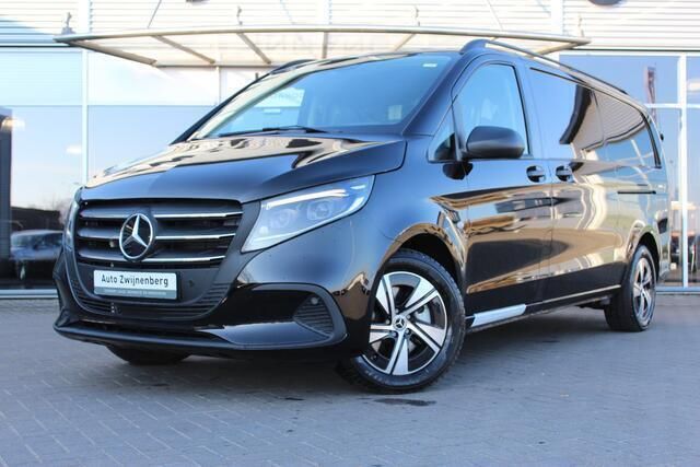 Zwart Nieuw 2024 Mercedes Vito MPV | € 54.000 (Super prijs) - Afbeelding 1/4