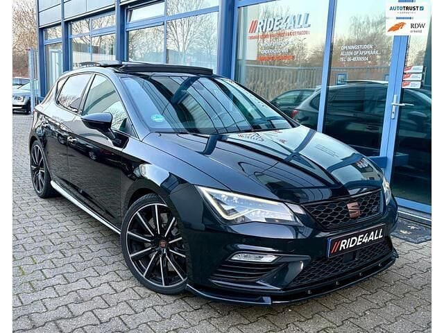 Zwart Occasion 2020 Seat Leon CUPRA Hatchback | € 28.449 (Eerlijke prijs) - Afbeelding 1/4
