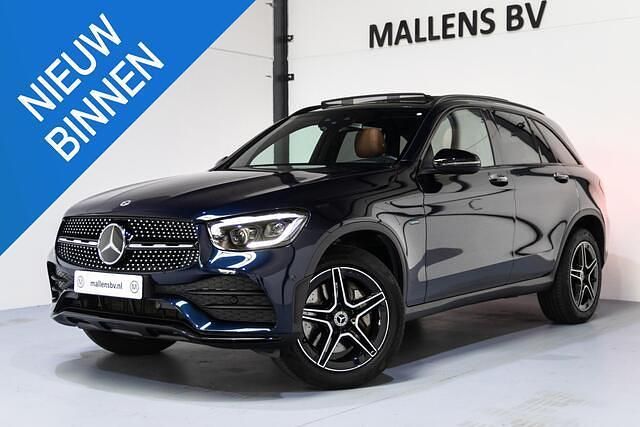 Blauw Gebruikt 2021 Mercedes GLC300 AMG SUV | € 42.950 (Eerlijke prijs) - Afbeelding 1/4