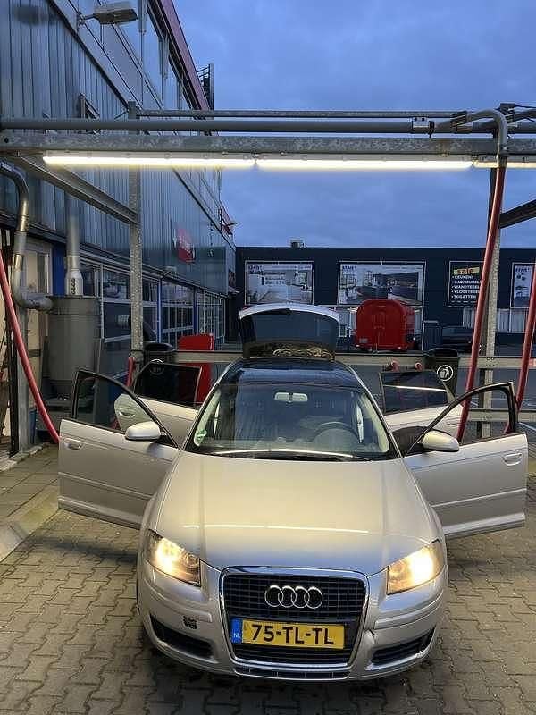 Grijs Occasion 2005 Audi A3 Hatchback | € 2.250 (Eerlijke prijs) - Afbeelding 1/4