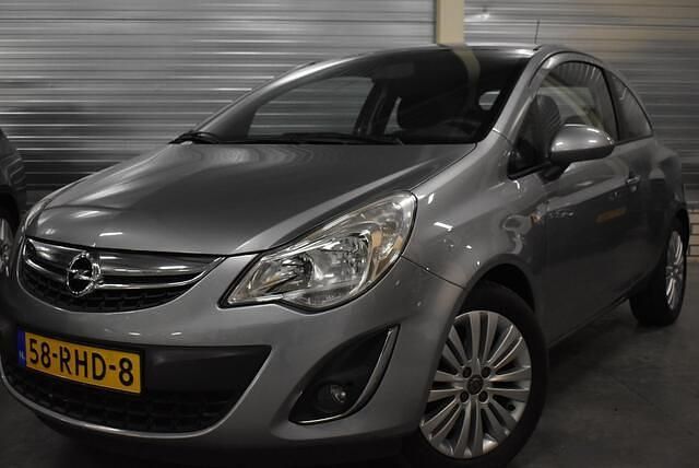 Occasion Opel Corsa Edition 101 PK (74 kW) 2011 Grijs Hatchback