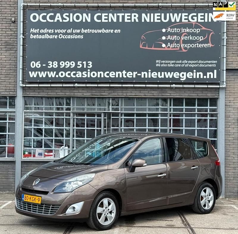 Bruin Occasion 2009 Renault Grand Scénic III Business MPV | € 1.995 - Afbeelding 1/4