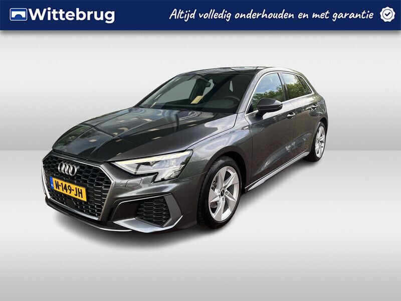 Grijs Gebruikt 2021 Audi A3 Sportback e-tron S-Line Sedan | € 28.950 (Eerlijke prijs) - Afbeelding 1/1
