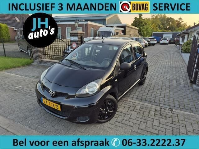 Zwart Gebruikt 2012 Toyota Aygo Hatchback | € 5.250 (Eerlijke prijs) - Afbeelding 1/4