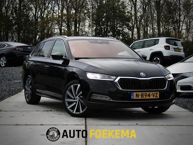 Zwart Occasion 2022 Skoda Octavia Business Line Stationwagen | € 16.950 (Eerlijke prijs) - Afbeelding 1/4