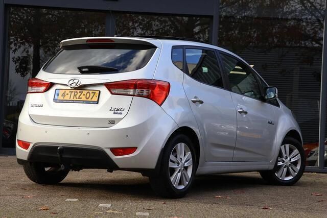 Occasion Hyundai ix20 125 PK (91 kW) 2014 Grijs Hatchback
