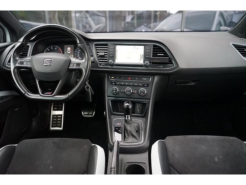 Occasion Seat Leon CUPRA 266 PK (195 kW) 2016 Wit Hatchback