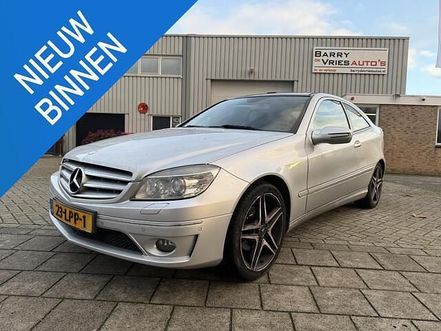 Grijs Occasion 2009 Mercedes CLC180 Hatchback | € 3.999 - Afbeelding 1/4