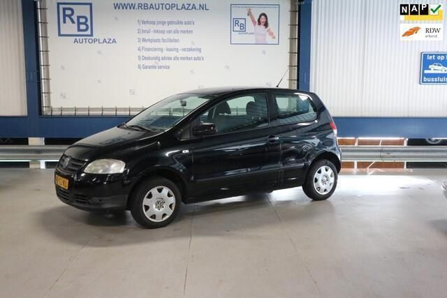 Zwart Gebruikt 2007 VW Fox Hatchback | € 2.250 (Iets duurder) - Afbeelding 1/4