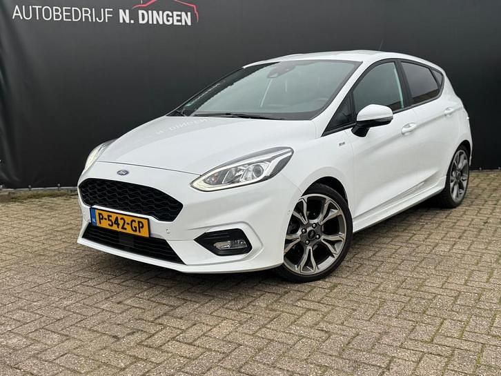 Wit Occasion 2020 Ford Fiesta ST-Line Hatchback | € 14.950 (Eerlijke prijs) - Afbeelding 1/4