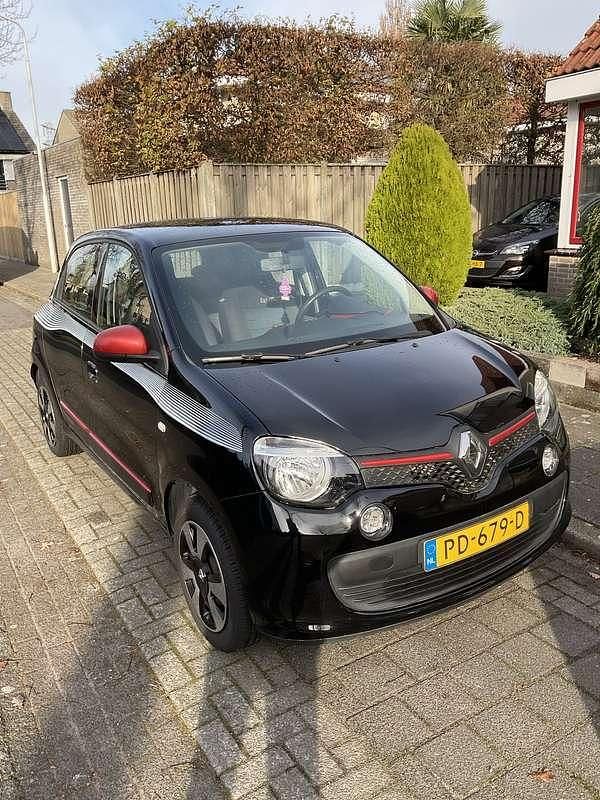 Zwart Gebruikt 2017 Renault Twingo Collection Hatchback | € 7.400 (Goede deal) - Afbeelding 1/4