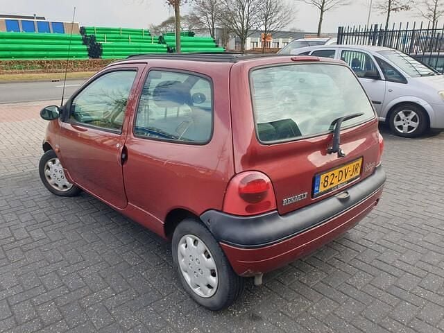 Occasion Renault Twingo Komfort 59 PK (43 kW) 2000 Rood Hatchback