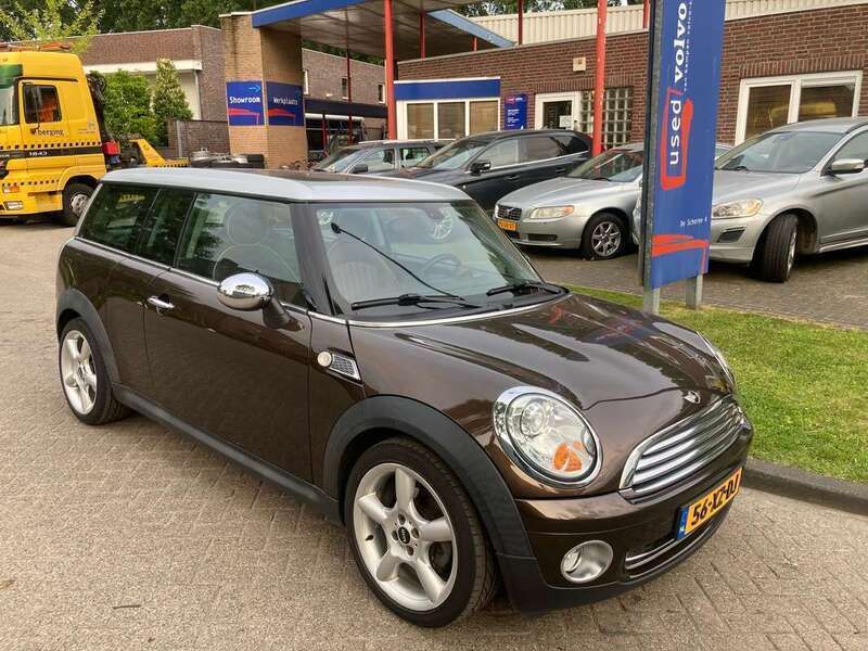 Bruin, metallic lak Gebruikt 2007 Mini Cooper Clubman Stationwagen | € 4.800 (Eerlijke prijs) - Afbeelding 1/4