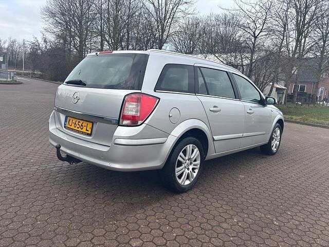 Occasion Opel Astra Executive 116 PK (85 kW) 2008 Grijs Stationwagen