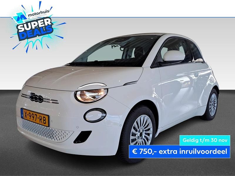 Wit Nieuw 2024 Fiat 500e Urban Hatchback | € 22.745 (Super prijs) - Afbeelding 1/4