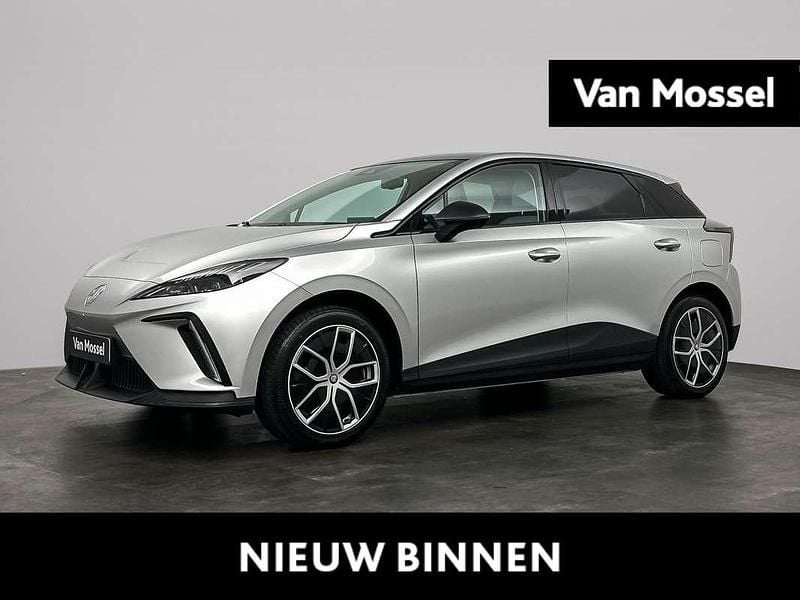 Hatchback Nieuw 2025 MG MG4 EV Trophy Hatchback | € 32.495 (Super prijs) - Afbeelding 1/3
