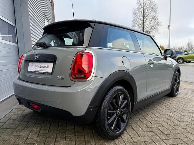 Occasion Mini Cooper 102 PK (75 kW) 2019 Grijs Hatchback