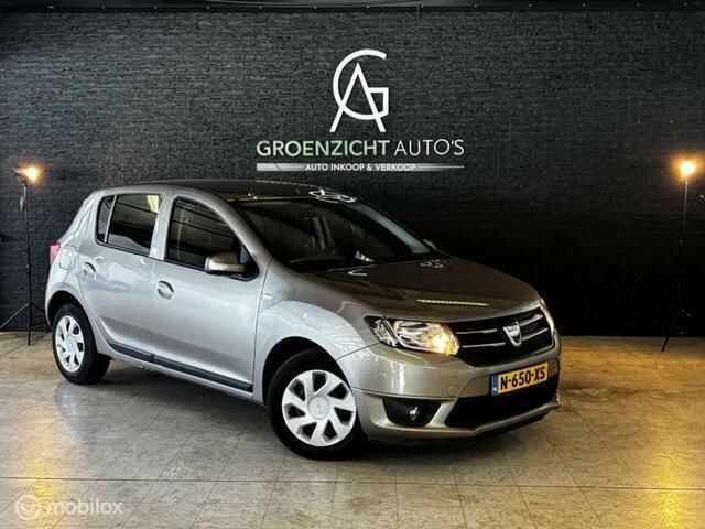 Bruin Gebruikt 2013 Dacia Sandero Hatchback | € 5.999 (Eerlijke prijs) - Afbeelding 1/4
