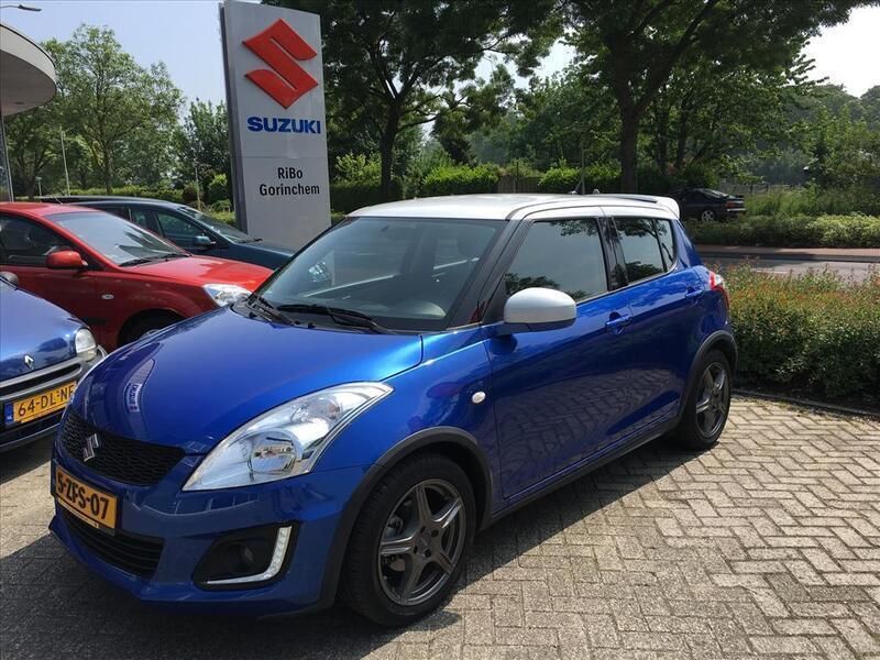 Blauw Gebruikt 2015 Suzuki Swift Sport Hatchback | € 10.950 (Iets duurder) - Afbeelding 1/4