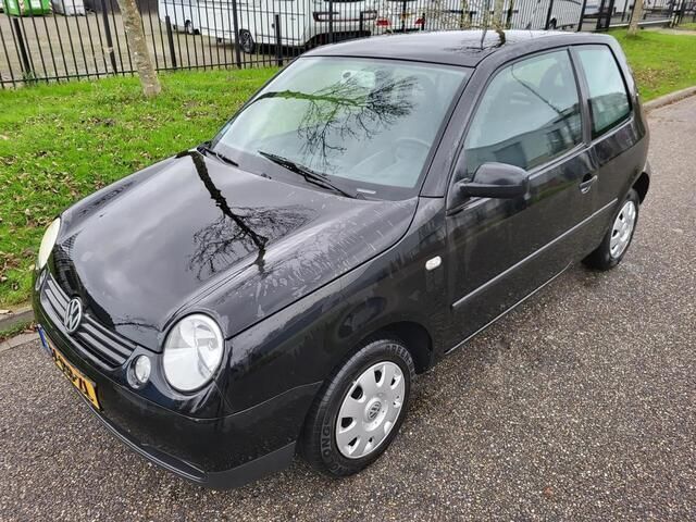 Zwart Gebruikt 2005 VW Lupo Hatchback | € 1.150 (Eerlijke prijs) - Afbeelding 1/4