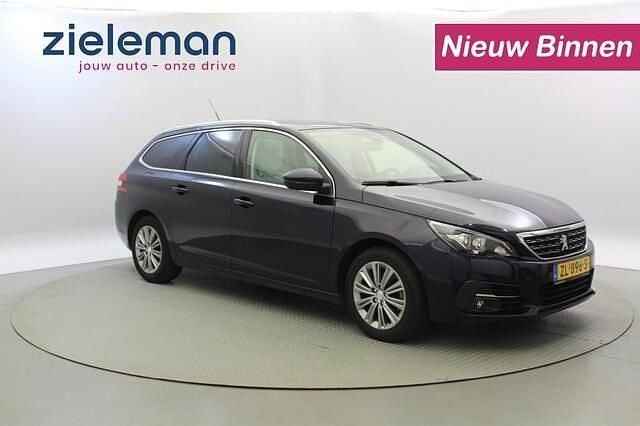 Blauw Gebruikt 2019 Peugeot 308 Premium Stationwagen | € 7.845 (Goede deal) - Afbeelding 1/4