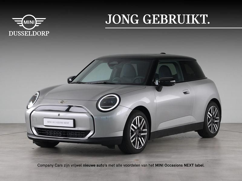 Nieuw Mini Cooper Classic 135 kW (184 PK) 2025 Grijs Hatchback
