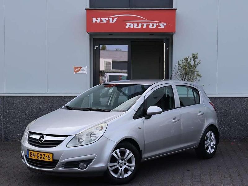 Grijs Gebruikt 2008 Opel Corsa Enjoy Hatchback | € 2.850 (Eerlijke prijs) - Afbeelding 1/3
