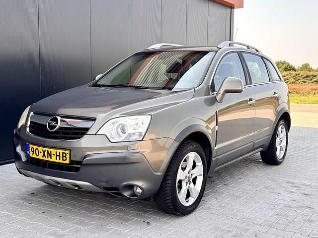 Beige Gebruikt 2007 Opel Antara Cosmo SUV | € 4.990 (Iets duurder) - Afbeelding 1/4