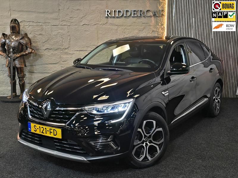 Zwart Occasion 2023 Renault Arkana Intens SUV | € 20.499 (Eerlijke prijs) - Afbeelding 1/4
