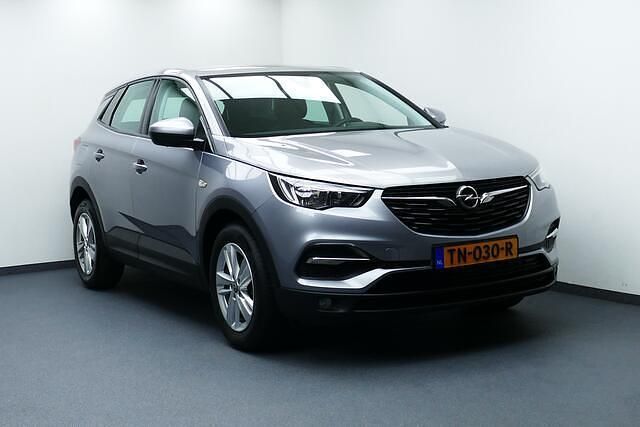 Grijs (metallic) Gebruikt 2018 Opel Grandland X Business SUV | € 11.449 (Eerlijke prijs) - Afbeelding 1/4