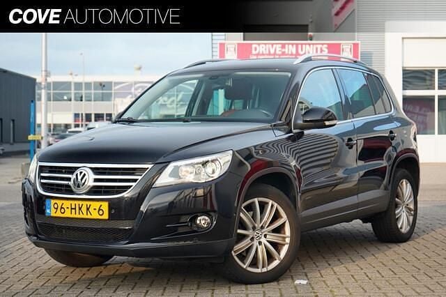 Zwart Gebruikt 2009 VW Tiguan Sport SUV | € 5.495 (Goede deal) - Afbeelding 1/4