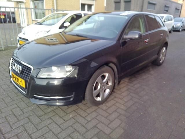 Occasion Audi A3 Sportback Attraction 105 PK (77 kW) 2011 Zwart Hatchback