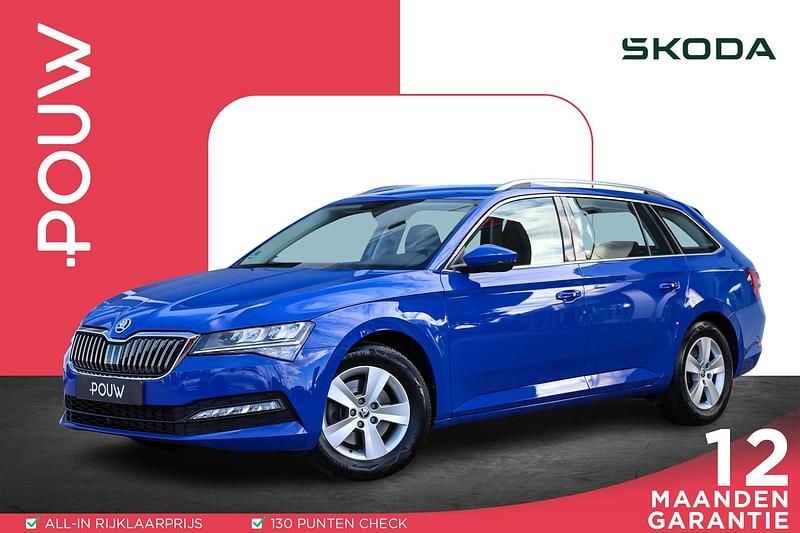 Blauw Gebruikt 2023 Skoda Superb Business Line Stationwagen | € 26.950 (Eerlijke prijs) - Afbeelding 1/4