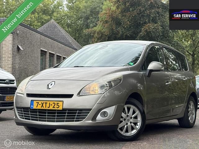 Grijs Gebruikt 2011 Renault Grand Scénic III Privilege MPV | € 3.499 (Eerlijke prijs) - Afbeelding 1/3