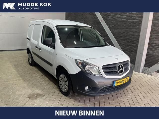 Wit Gebruikt 2019 Mercedes Citan 109 Van | € 7.750 (Eerlijke prijs) - Afbeelding 1/4