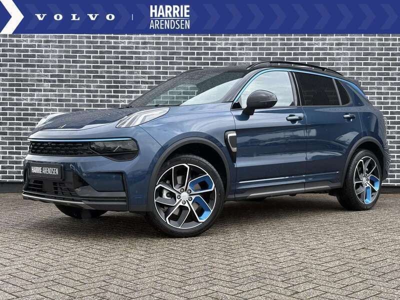 Blauw, metallic lak Nieuw 2025 Lynk & Co 01 SUV | € 34.899 (Goede deal) - Afbeelding 1/4